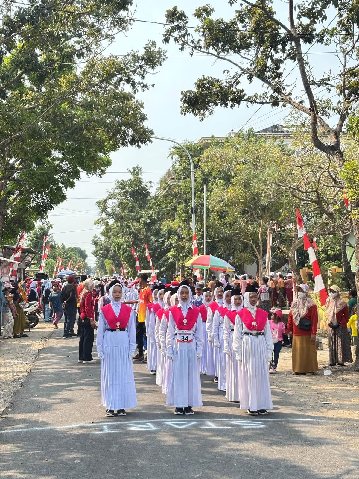 MI Mathlaul Ulum Ngadirejo Raih Juara 2 Lomba Gerak Jalan (PI) SD/MI Kecamatan Widang
